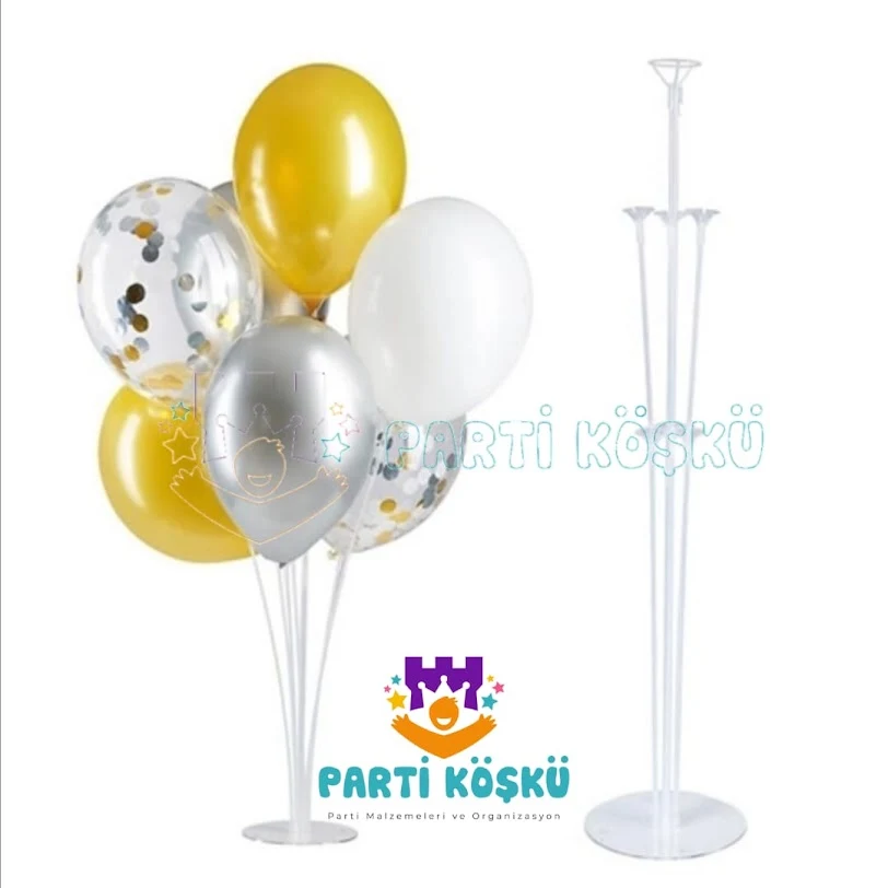 Altın & beyaz balon seti — Parti Köşkü işletme albümünden gerçek görsel